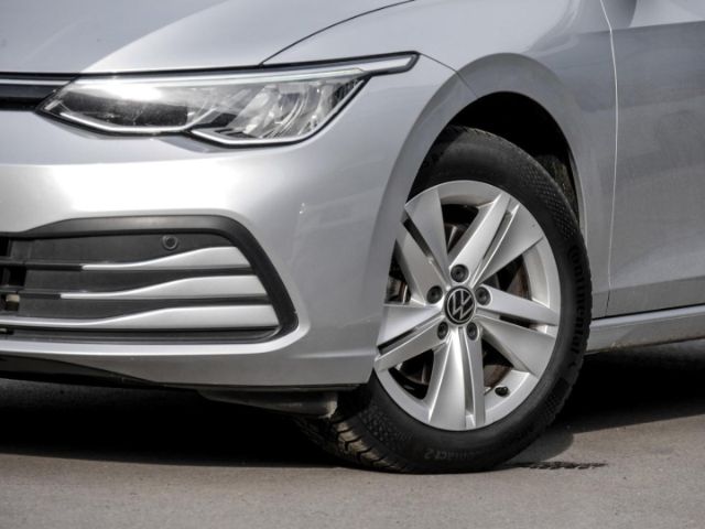 Volkswagen Golf 1.5 eTSI DSG Golf VIII Life