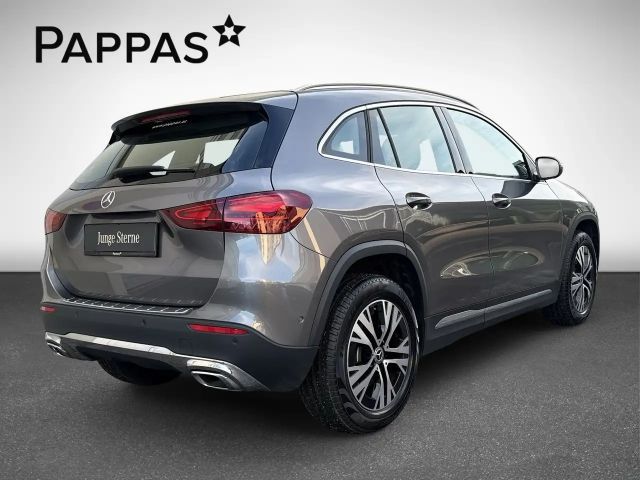 Mercedes-Benz GLA 220 4MATIC GLA 220 d