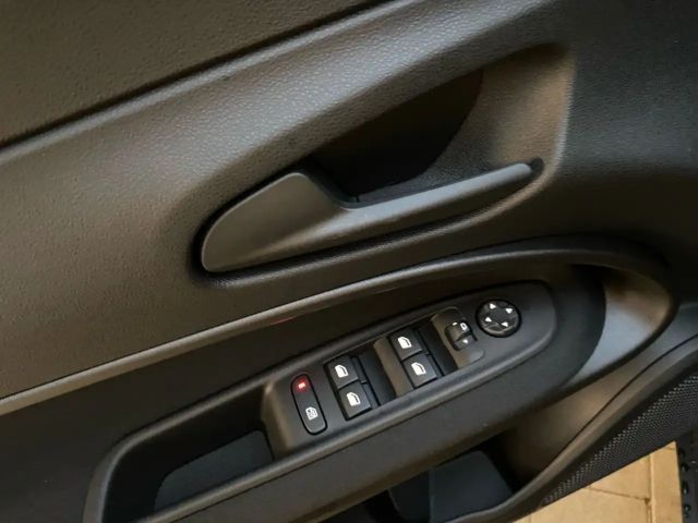 Fiat 600e 1.2 MHEV Business Edition mit GJR