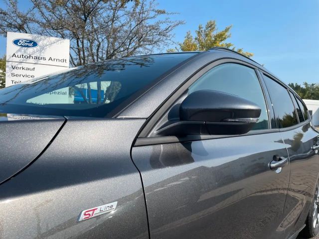 Ford Focus ST Line Wagon