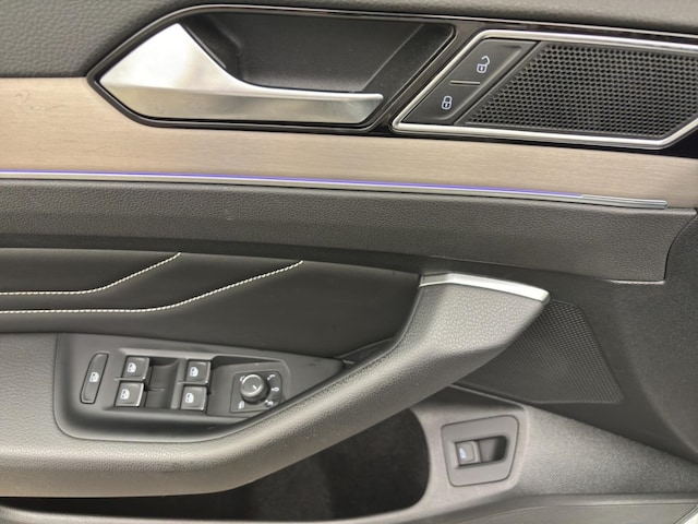 Volkswagen Passat Elegance