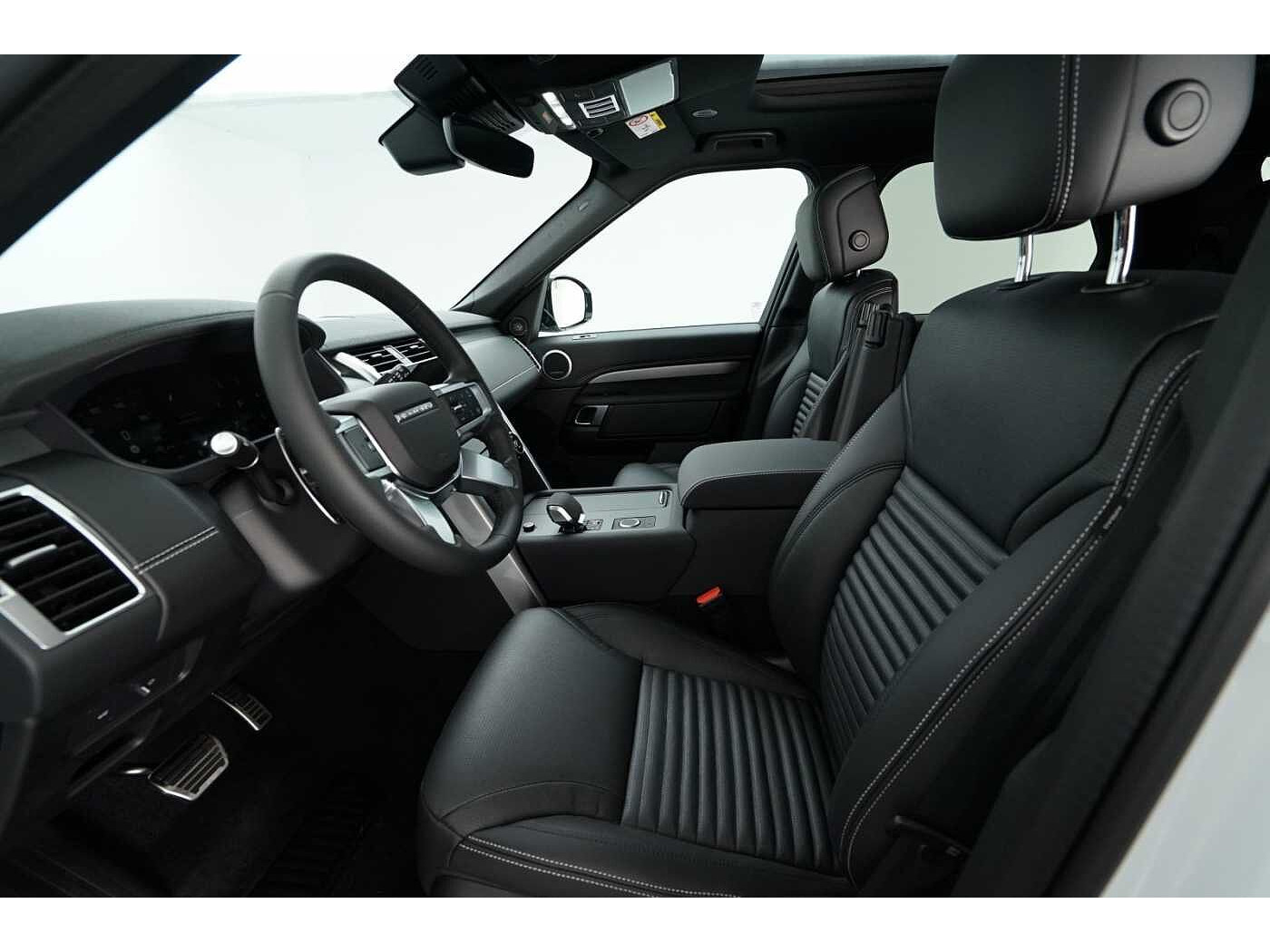 Land Rover Discovery D250 Dynamic SE