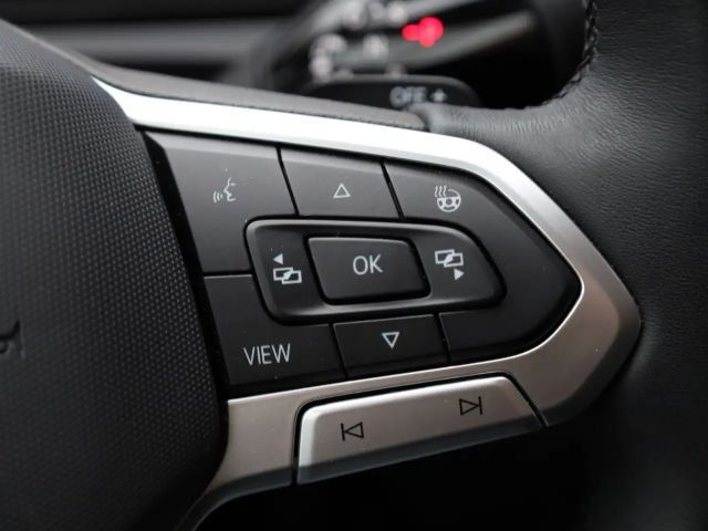 Volkswagen Tiguan 1.5 eTSI Elegance Elegance