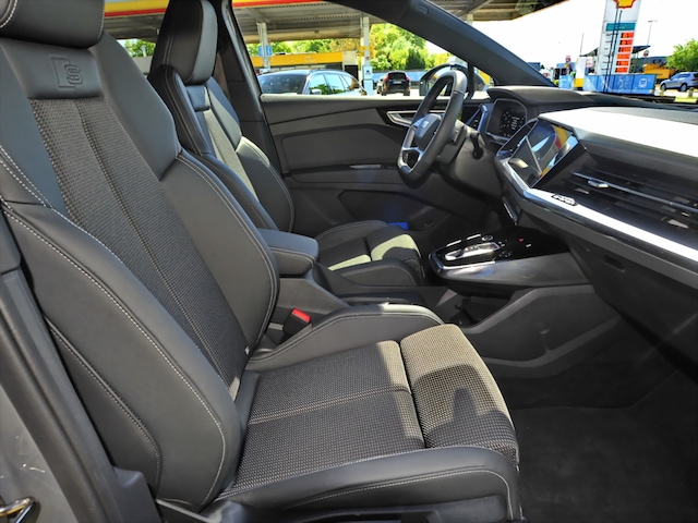 Audi Q4 e-tron SUV 45 e-tron Audi Q4 e-tron