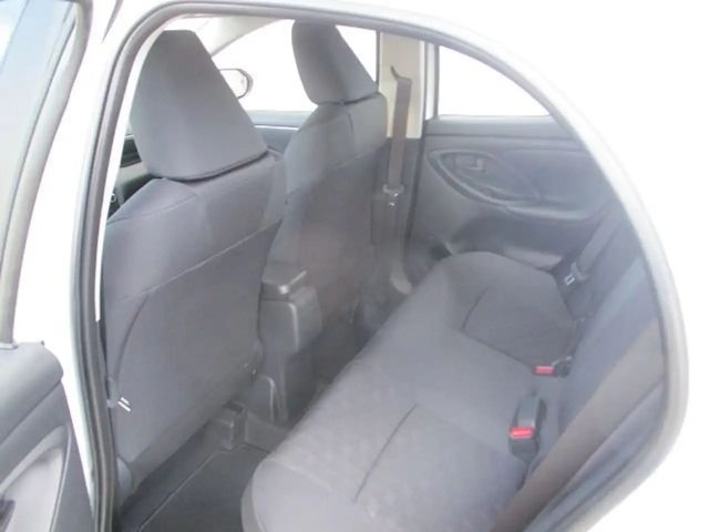 Toyota Yaris City Hybride VVT-i