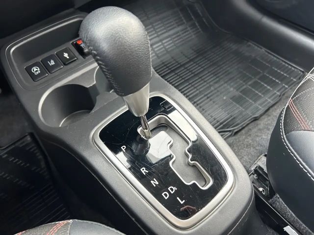 Mitsubishi Space Star Star