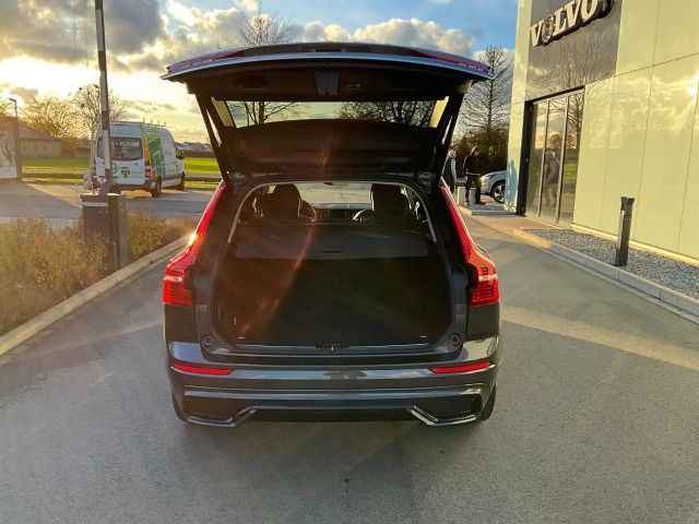 Volvo XC60 AWD Dark Plus T6