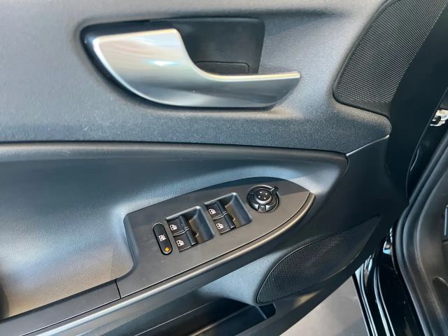 Alfa Romeo Giulietta Basis KLIMA NAVI