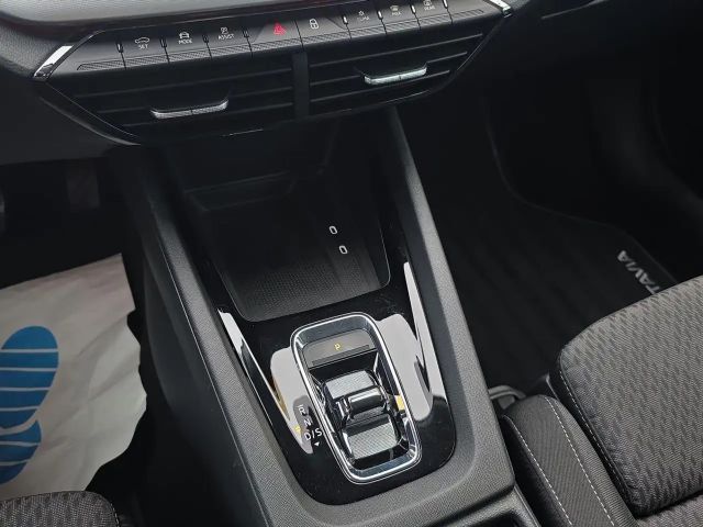 Skoda Octavia TDI DSG MATRIX NAVI ACC SPURH AHK VORBREI