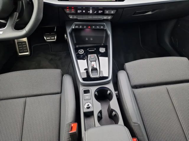 Audi A3 35 TFSI S-Line Sedan Sportback
