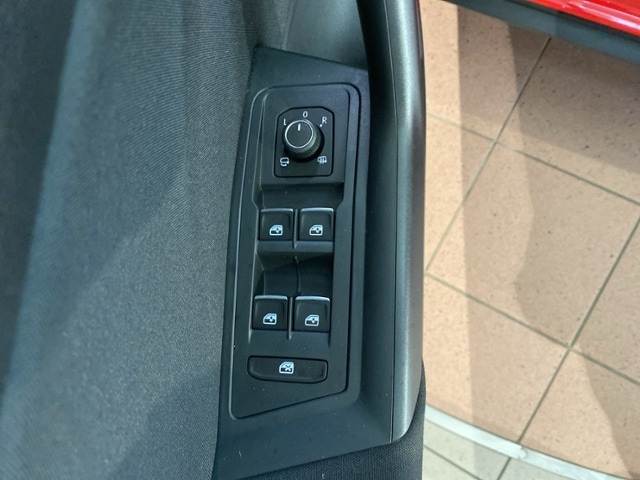 Volkswagen T-Roc 1.5 TSI DSG R-Line