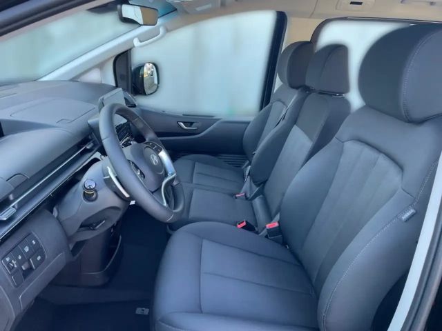 Hyundai Staria Trend