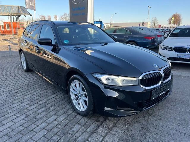 BMW 320 320d Touring xDrive