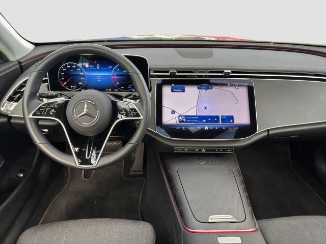 Mercedes-Benz E 220 AVANTGARDE E 220 d Estate