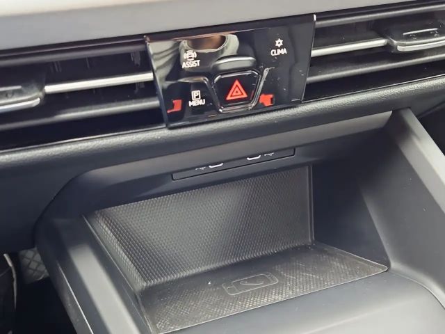 Volkswagen Golf 1.5 TSI Life