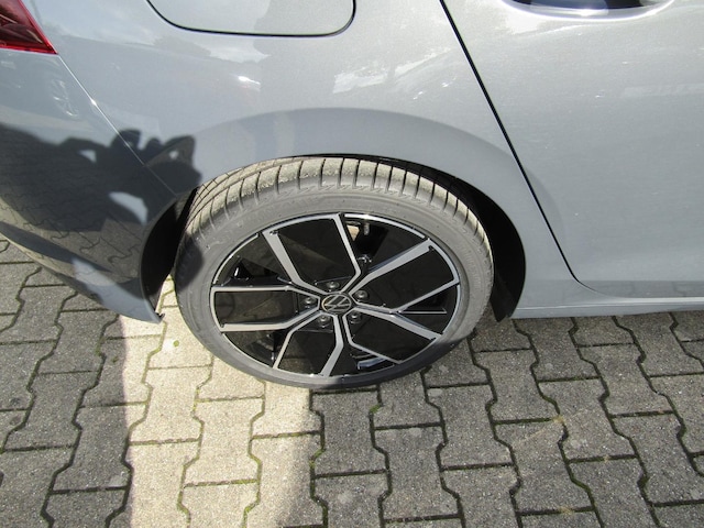 Volkswagen Golf 1.5 TSI DSG
