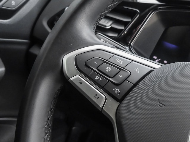 Volkswagen T-Roc 2.0 TSI DSG IQ.Drive R-Line