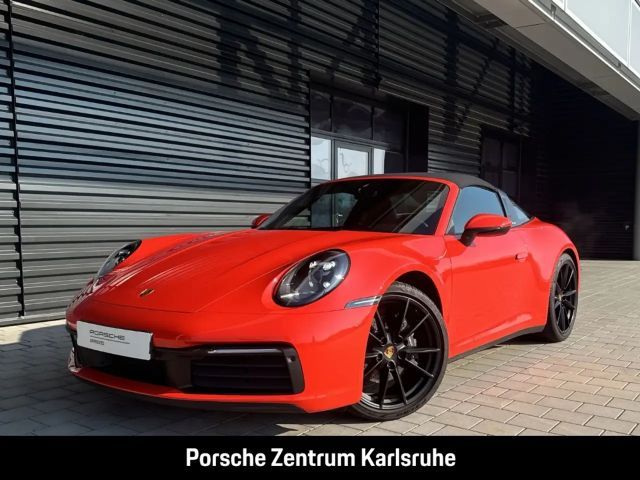 Porsche 992 4 Coupé Targa