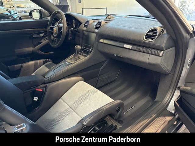 Porsche Cayman 718 RS