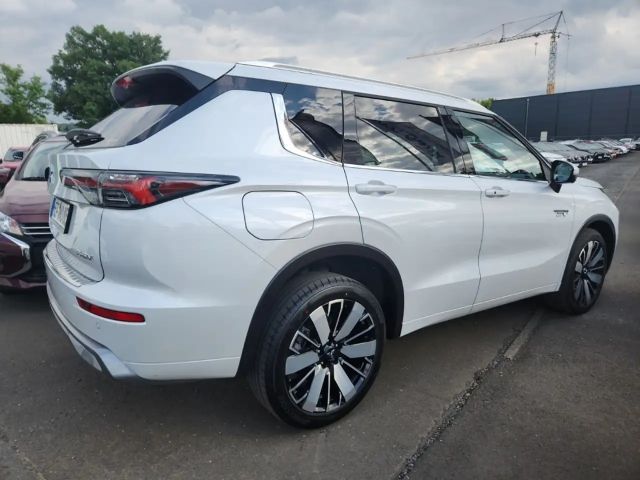 Mitsubishi Outlander 4WD