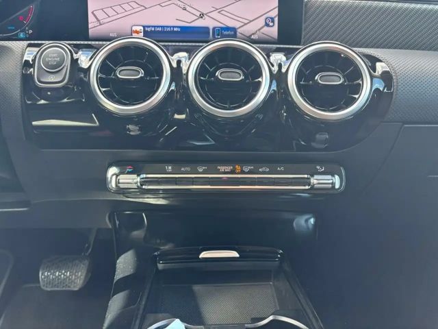 Mercedes-Benz A 180 A 180 PROGR+MBUX+KAM+LED+SHZ+ASSIST+DAB+CARPLAY+