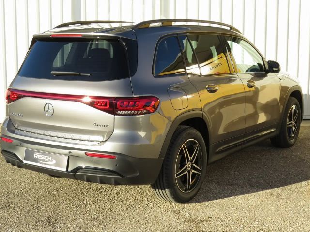 Mercedes-Benz EQB 300 4MATIC AMG Line