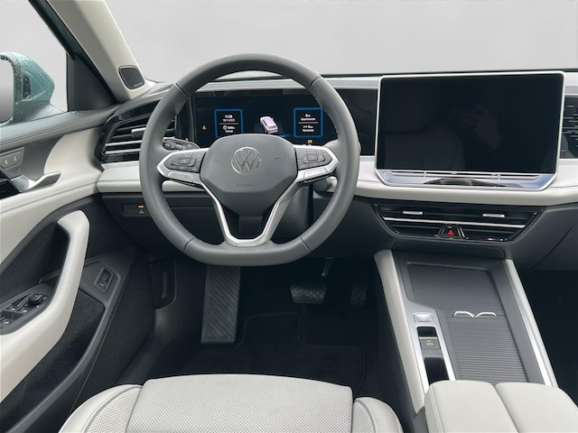 Volkswagen Passat 1.5 TSI Business DSG Variant