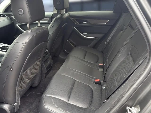 Jaguar F-Pace AWD D300