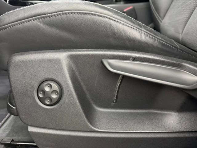 Audi Q5 55 TFSI Hybride Quattro S-Line