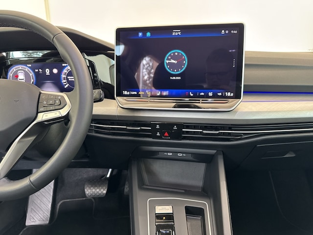 Volkswagen Golf 1.5 eTSI Golf VIII Life