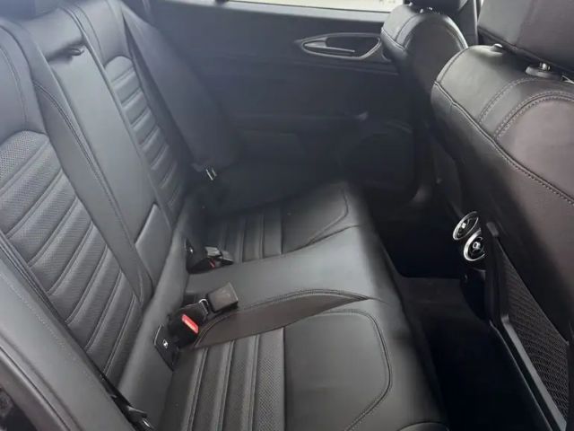 Alfa Romeo Giulia Q4 Veloce