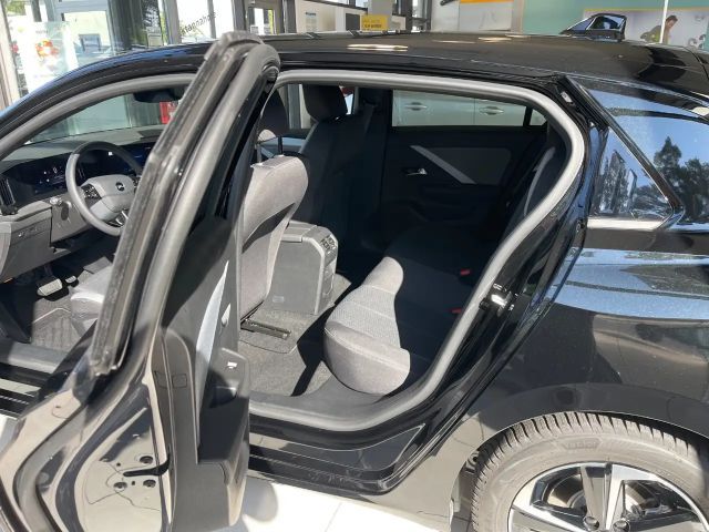 Opel Astra 1.2 Turbo Edition Turbo