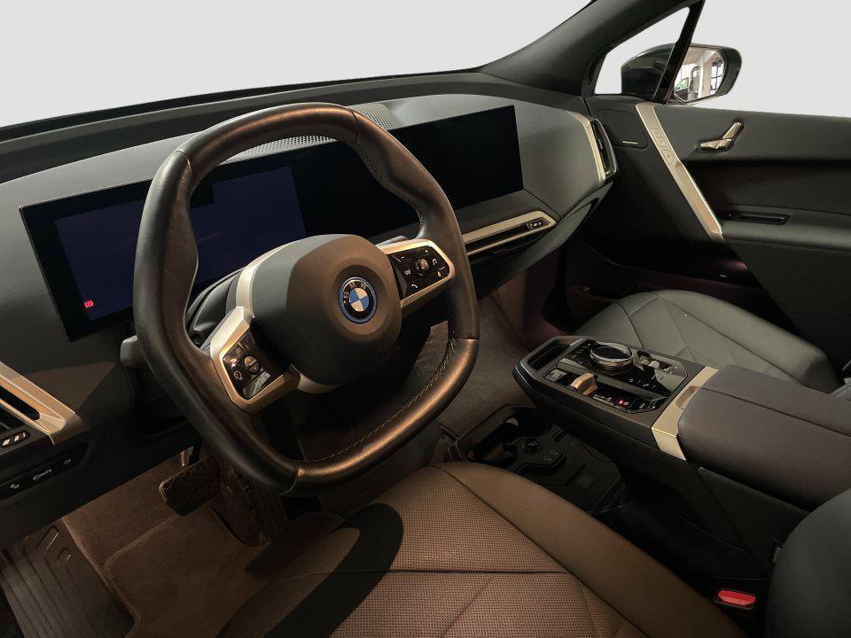 BMW iX xDrive40