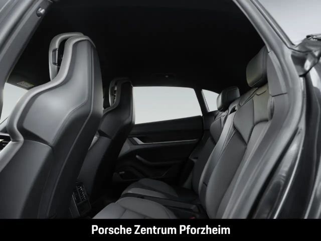 Porsche Taycan 4S Cross Turismo