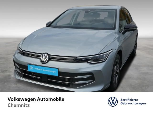 Volkswagen Golf 1.5 TSI Golf VIII IQ.Drive