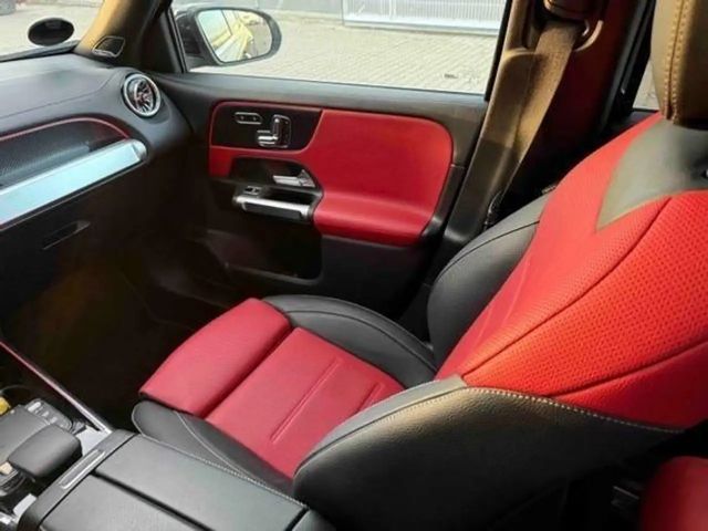 Mercedes-Benz GLB 200 AMG Line