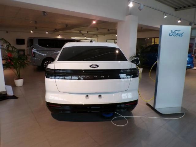 Ford Capri Premium RWD