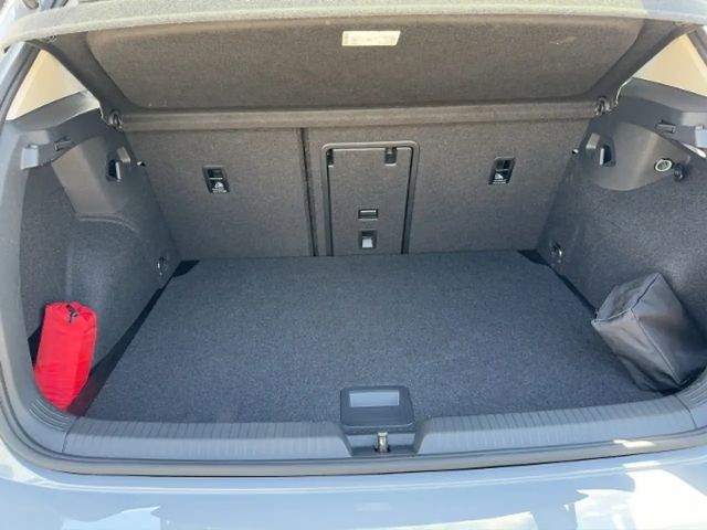 Volkswagen Golf 1.0 TSI DSG Golf VIII Move