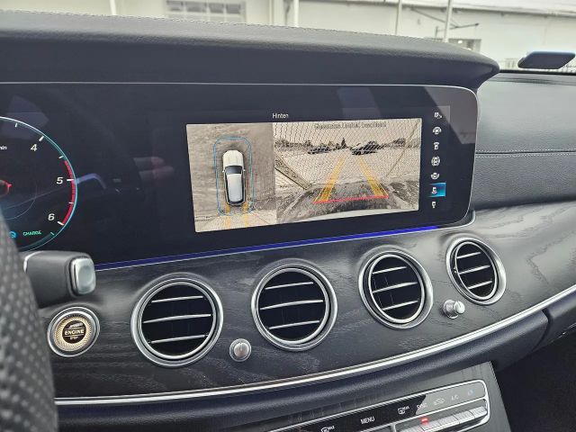 Mercedes-Benz E 300 4MATIC AMG Line E 300 d