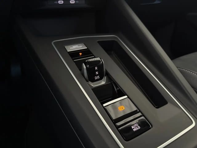 Volkswagen Golf Business DSG Variant