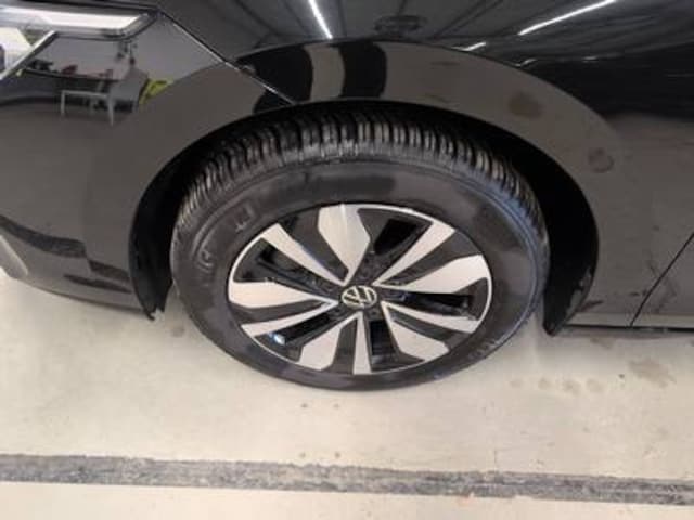 Volkswagen Golf 1.5 eTSI Golf VIII Plus