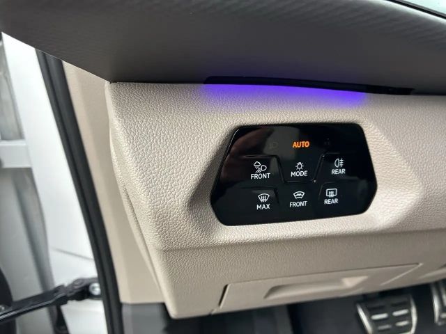 Volkswagen Multivan Style T7