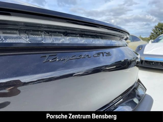 Porsche Taycan GTS