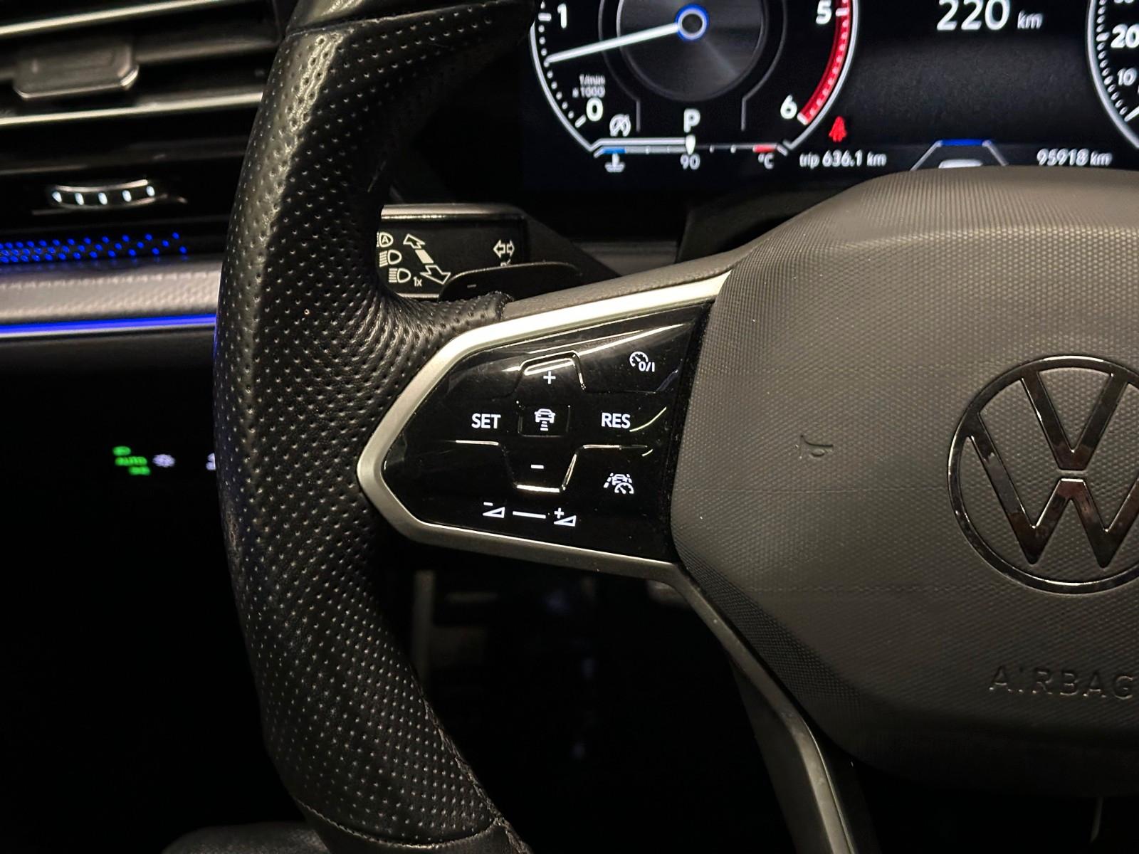 Volkswagen Touareg 4Motion R-Line Style