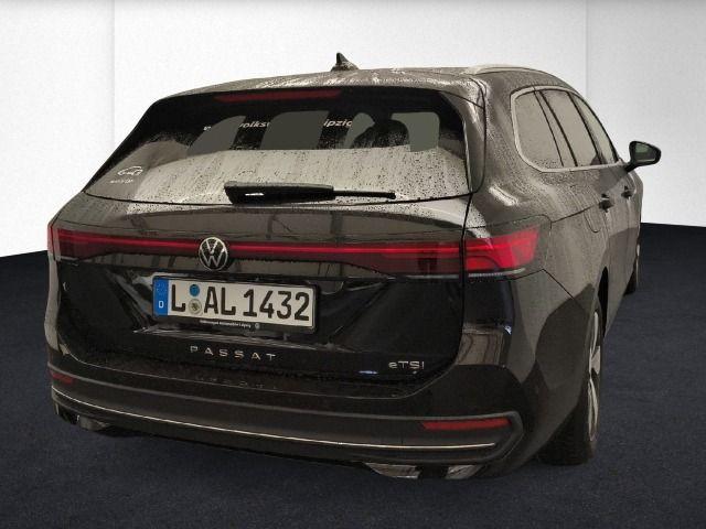 Volkswagen Passat 1.5 eTSI Business Variant