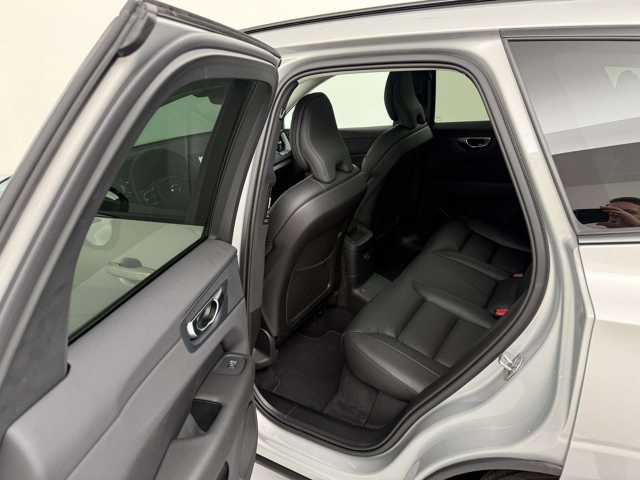 Volvo XC60 AWD Dark Plus Recharge T6