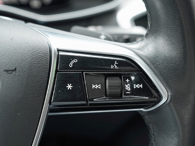 Audi A6 40 TDI Avant S-Tronic