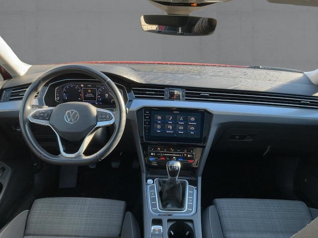 Volkswagen Passat 1.5 TSI Business Variant