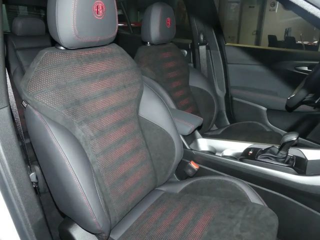 Alfa Romeo Tonale Hybrid Q4 Veloce