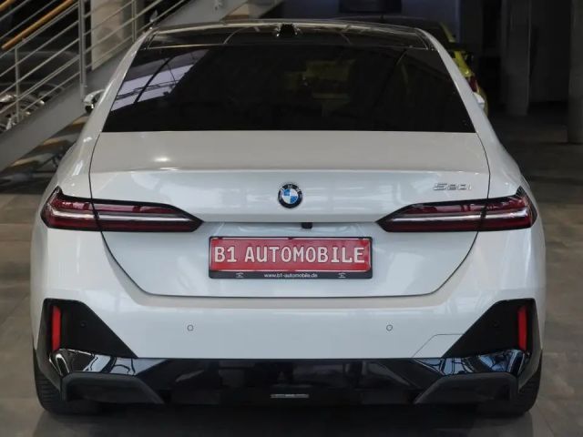 BMW 520 520i M-Sport Sedan